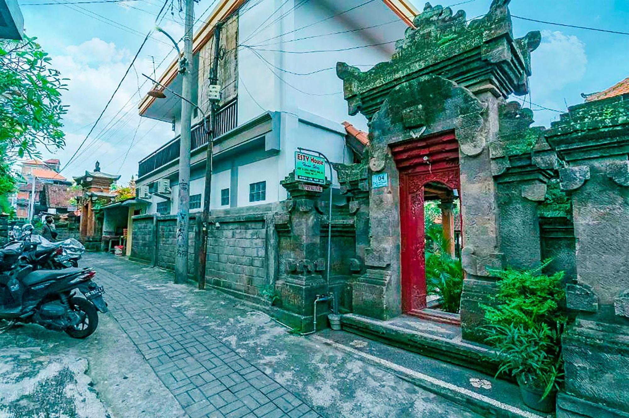 Esty House 호텔 우붓 외부 사진